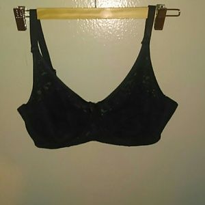 Black laced bra