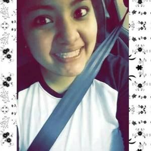 Meet your Posher, Becca