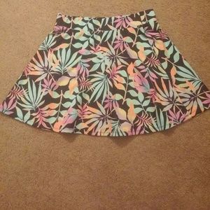 Floral skirt wore it twice in great ccondition