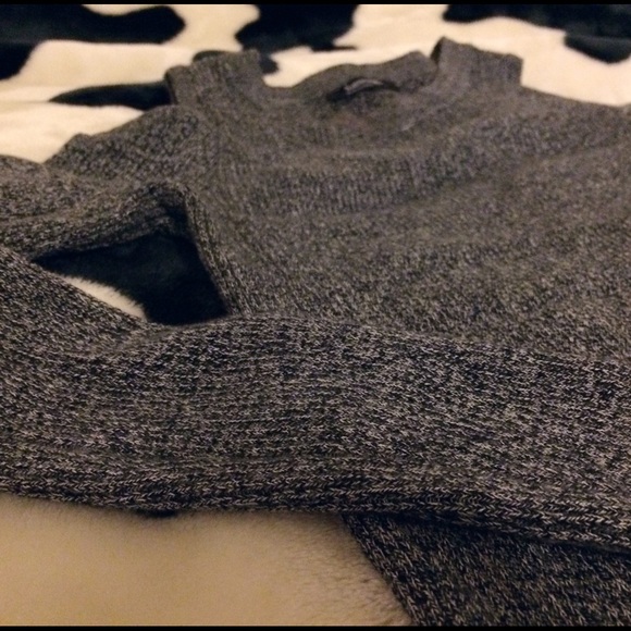 Marble Gray Cold Shoulder Cropped Sweater - Picture 2 of 4
