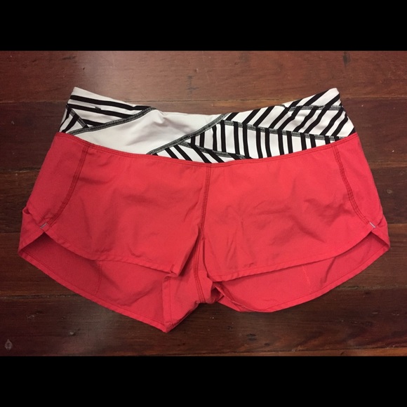 Lululemon size 6 red speed short