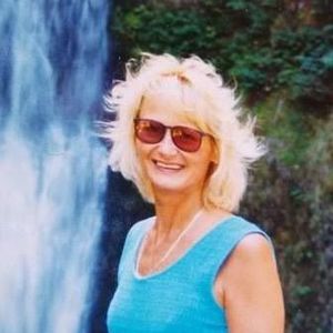 Meet your Posher, Julie