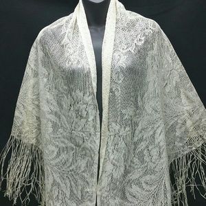 Romantic Lace Shawl