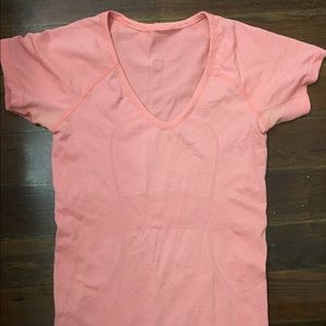 Lululemon running top