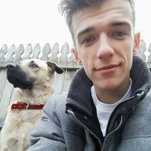 Meet your Posher, Adam