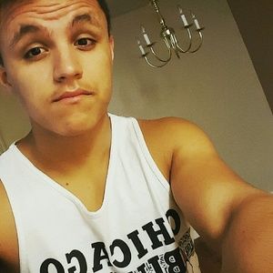 Meet your Posher, Dakota