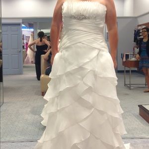 New with tags Alfred Angelo #2100 wedding dress.