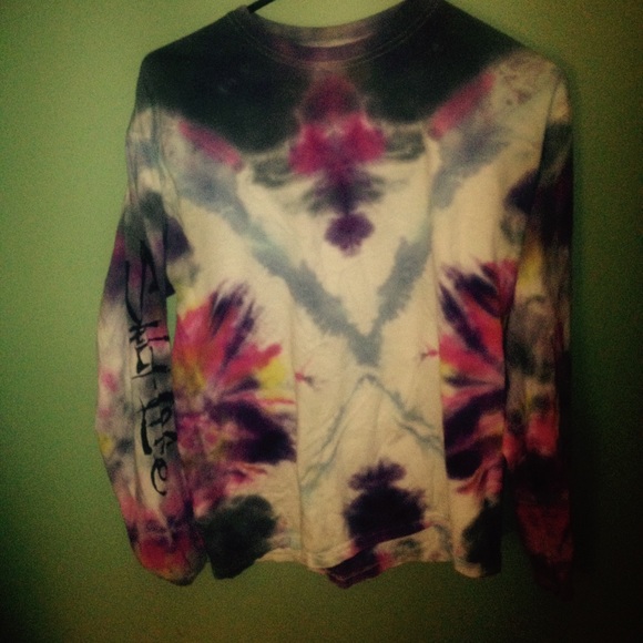 Tie dye long sleeve shirt