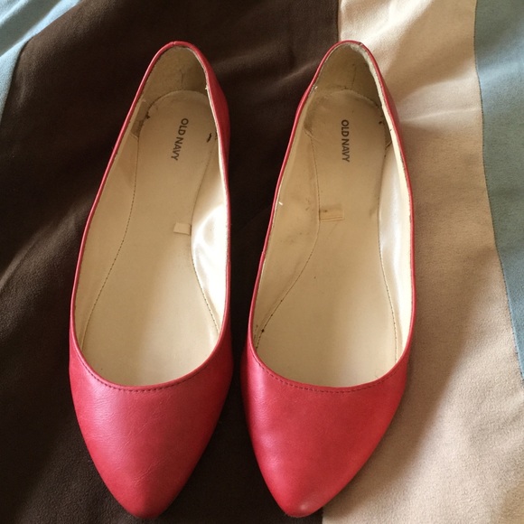 RED FLAtS