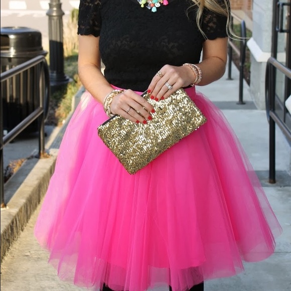 Dresses & Skirts - Hot Pink Tulle Skirt ❤️
