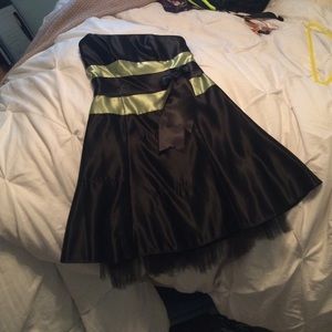 Black and green dress