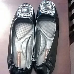 Adrienne Vittadini slides