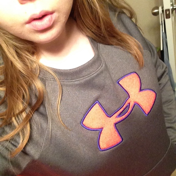 Under armour scoop neck sweater