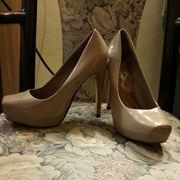 JESSICA SIMPSON GRAY STILLETTOS SZ 6.5