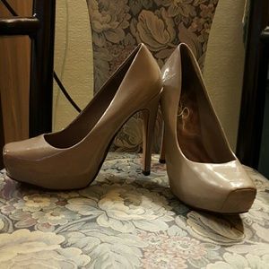 JESSICA SIMPSON GRAY STILLETTOS SZ 6.5