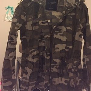 Camo American Eagle jacket