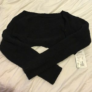 ❌ SOLD ❌ Shoulder shrug.