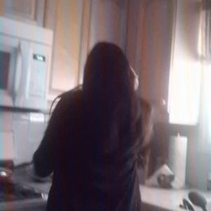 Meet your Posher, Iris