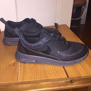 Nike Air Max Thea All Black