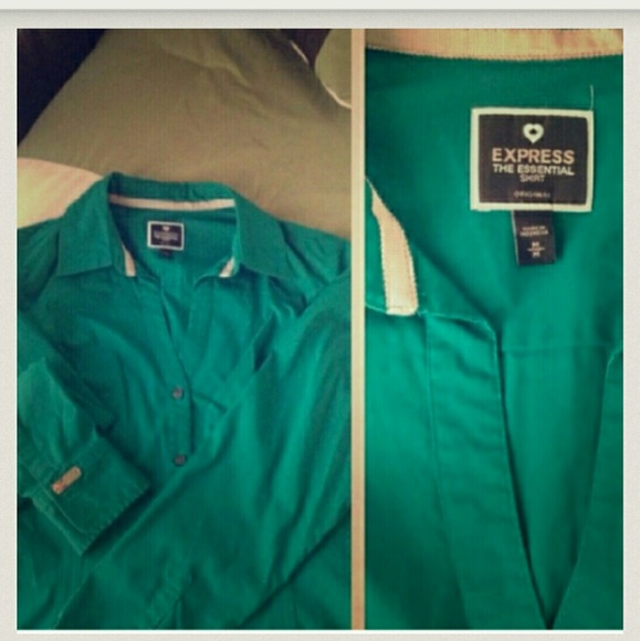 Express Green Essential Button up