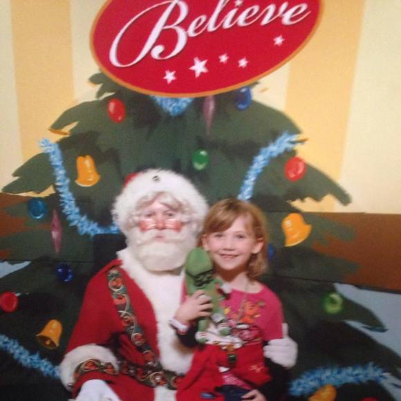 Meet your Posher, Lisa - Picture 1 of 1