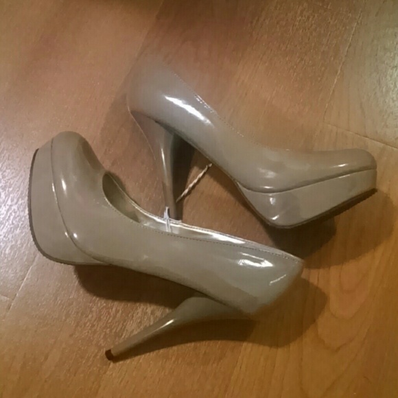 Neutral Pumps - Picture 2 of 3