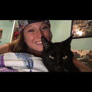 Meet your Posher, Meaghan