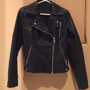 Zara basic leather jacket M