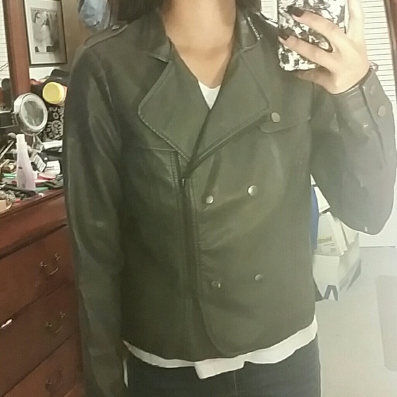 Gray leather jacket - Picture 3 of 3