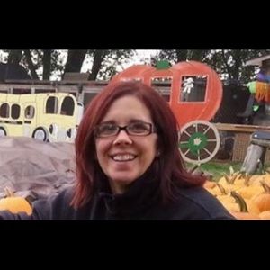 Meet your Posher, Sheila