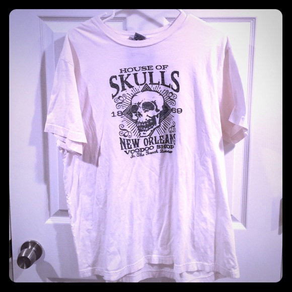 Skull shirt