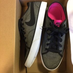 Nike Primo Court Canvas Tennis Shoes
