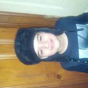 Meet your Posher, Abbas