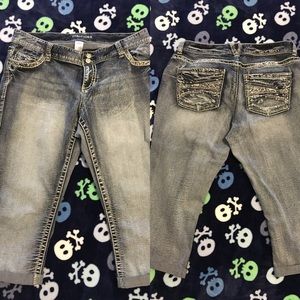 Maurices's size 14 capris