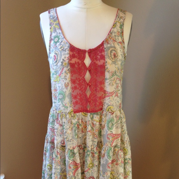 Beautiful Anthropologie chemise