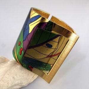 🎉🎉HP 1/9/16🎉🎉 Painted Stylish Bracelet