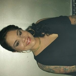 Meet your Posher, Vicky