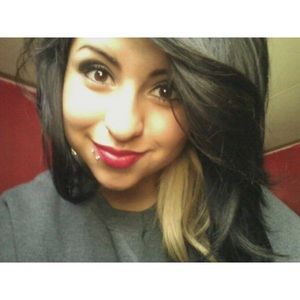 Meet your Posher, Areli