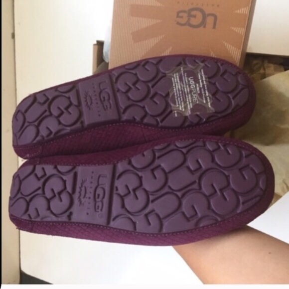 UGG authentic Dakota exotic scales moccasins Sz 7 - Picture 3 of 4