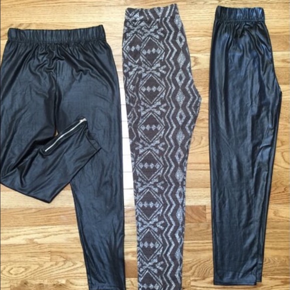 Kardashian Kollection leggings