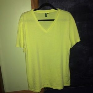 Neon yellow tee