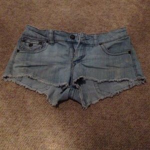 Light wash Jean shorts