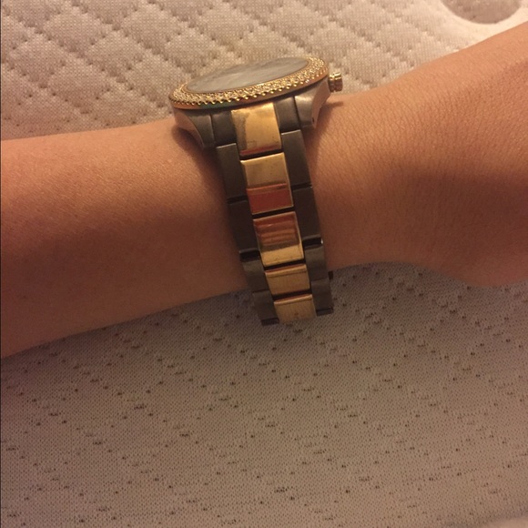 Women's Fossil Rose Gold & Brown Watch - Picture 3 of 3