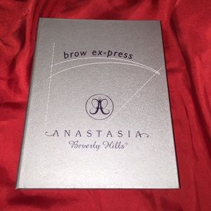 Anastasia Beverly Hills eyebrow palette