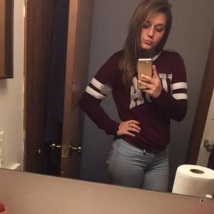 Meet your Posher, Alysha