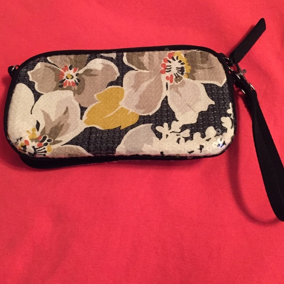 Vera Bradley Handbags - New! VERA BRADLEYSequined wristlet