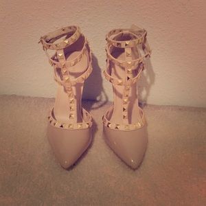 Nude heels