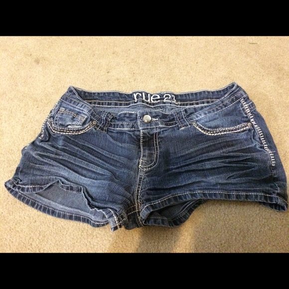 Denim shorts - Picture 1 of 1