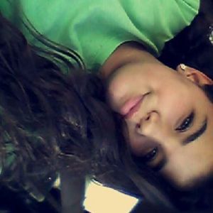 Meet your Posher, Leandra