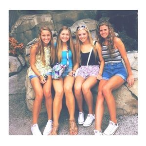 Meet your Posher, Carissa